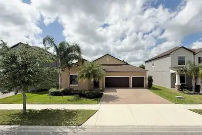 Image de Luxurious 4br Home In Pristine Community With High-End Amenities-Sun City Center
