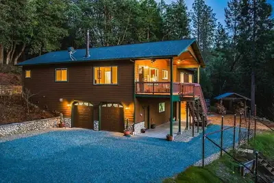 Image de 5 Acre Family Retreat with Modern Comforts, Exploration & Endless Adventure