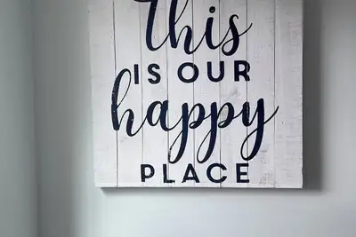 Image de The \"We Are. . Inn\"- Close to all things Penn State. Your home away from home.