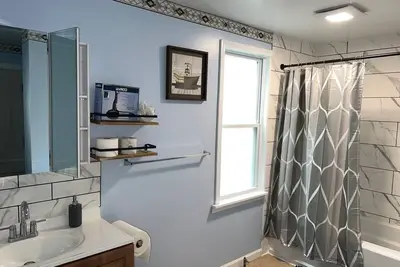 Image de Downtown Buffalo Entire 6 Bedrooms house with Ac, WiFi, and Private Parking