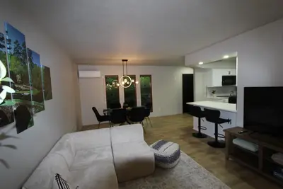 Image de New - Retreat on the Green - near Silverwood, golf & lake
