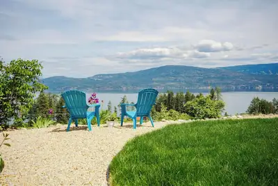 Image de Relaxing Lakeview Getaway • Close to Beach