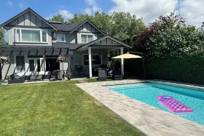 Image de 4-bedroom house in gorgeous North Vancouver with Ac, WiFi