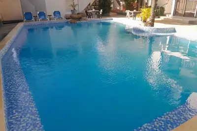 Image de 1-room apartment with air conditioning, kitchen, swimming pool, city center