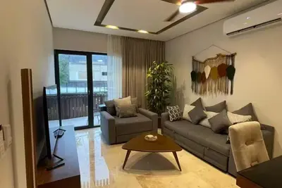 Image de apt. en zona hotelera/moto incluida hasta 1 ago.