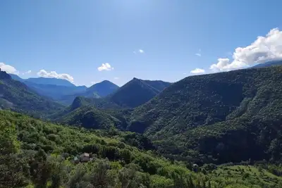 Image de La Grange: duplex avec vue sur la vallée dans un village typique du Pays Niçois