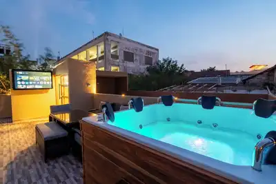 Image de Walled City 5 Star Luxury 7 Bedroom - \"Centro Esencia\"