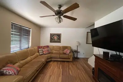 Image de Tranquil Pines Cabin ~ Your Relaxation Destination