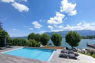 Image de Villa d'exception Piscine vue et accès lac direct