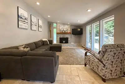 Image de Cozy, Depoe Bay retreat— w/ ocean & beach access via trail