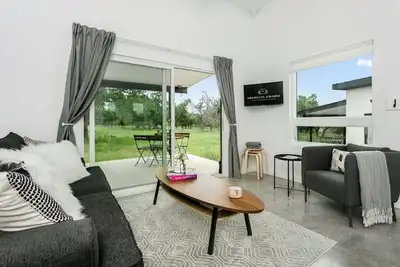 Image de Art Ranch: Turrell | 1/1, Gas Grill, Hill Country Ambience, Art Classes Onsite