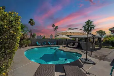 Image de Stylish Family-Friendly Chandler Home • Pool • Minutes to Downtown & Dining