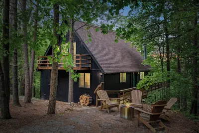 Image de Cozy 4-bedroom cabin in Bryce Resort near Shenandoah National Park