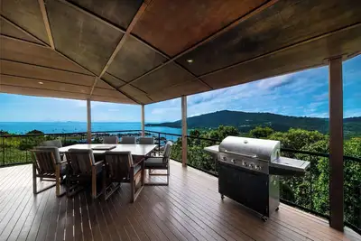 Image de Airlie Views, Whitsunday Holiday Home with Ocean Views