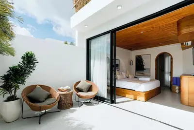 Image de Cozy Wellness Villa- Sauna & Pools, 3 Min to Beach
