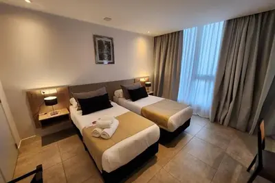 Image de Elegant Stay Near Plaza Estrada With Outdoor Pool Free Breakfast And Parking