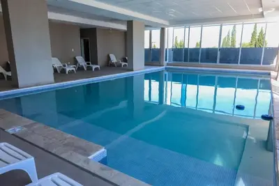 Image de Elegant Stay Near Plaza Estrada With Outdoor Pool Free Breakfast And Parking