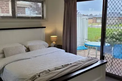 Image de Adorable and Peaceful Unit - Fully Furnished