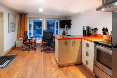 Image de Enchanting Getaway Next to Breathtaking Scenery | Mauricie National Park Nearby