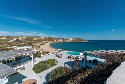 Image de Villa à Myconos avec 5 chambres à coucher, 10 couchages