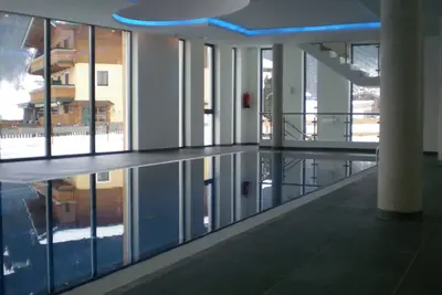 Agréable appartement pour 4 personnes avec piscine, Wifi, Tv, terrasse et parking