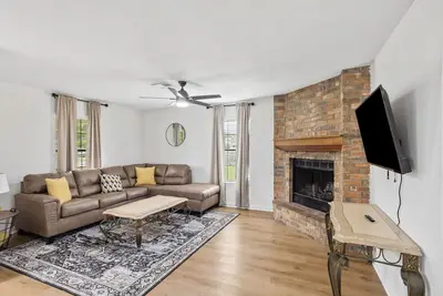 Image de Three Bedroom House in Lake Charles