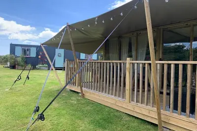 Image de Boho Chic Glamping on the Rame Peninsula: Luxury Safari Tent for Families, pets