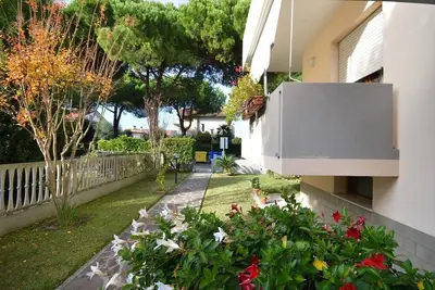 Image de Confort central avec terrasse Ă Lignano Sabbiadoro