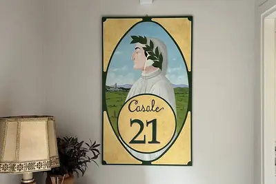 Image de Beautiful farmhouse nestled in the Valdichiana where modern Tuscany was born