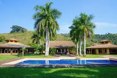 Image de Casa de campo c/ piscina, academia, hidro e Wi-fi