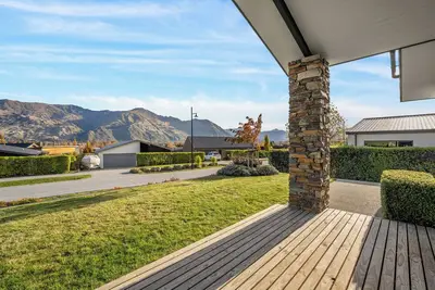 Image de Mako Haven - Wanaka Mountain Outlook