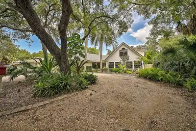 Image de 5125 Oakmont Place