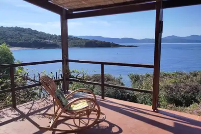 Image de Maison pieds dans l'eau avec vue somptueuse
