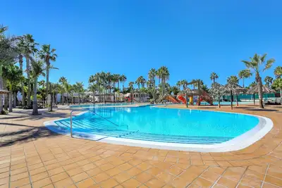 Image de Vacances 'Ocean Dune' avec piscine partagée, terrasse privée et Wi-Fi