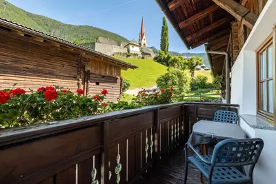 Image de Appartement 'Bergkristall 2' avec vue sur les montagnes, jardin partagé et Wi-Fi