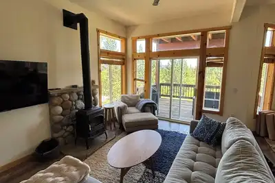Image de Bright, cozy and peaceful 3-bedroom condo in Tahoe Donner