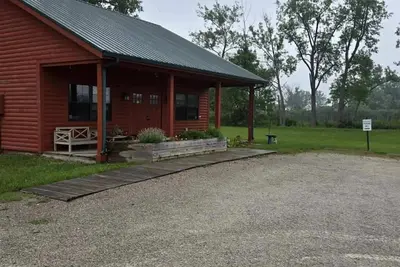 Image de Large studio cabin in Catawba island area with WiFi, Ac, large parking area