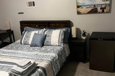 Image de Charming 1-bedroom in fully furnished 4 bedroom rental house in Niceville.