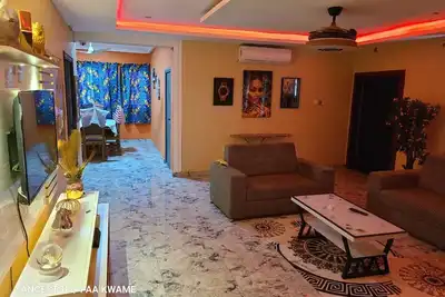 Image de 3-bedroom house in beautiful Accra with Ac, Tv, fridge, water heater, kitchen, fans