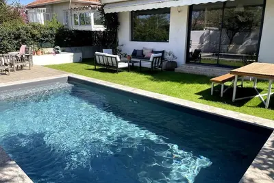 Image de Villa Mimosas jardin, piscine chauffée proche Vélodrome -Quartier Ste Marguerite