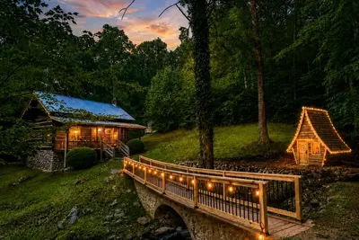 Image de Magical Private Creekside Cabin in the Smokies