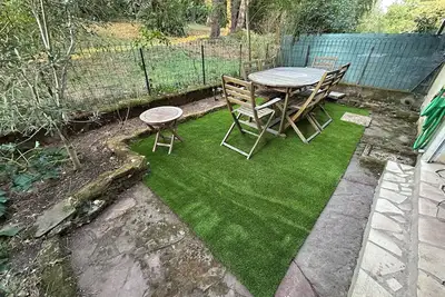 Image de Appartement avec jardin au sein des Terres du Larzac et site du Lac du Salagou