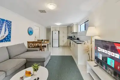 Image de Great Value & Comfort Family Home 5 mins to Shops