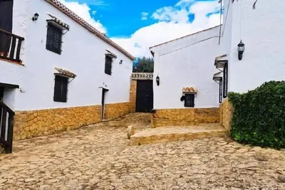 Image de Suitur Maison rural Cortijo (foin)
