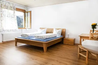 Image de Appartement \"Fuchsbau\" avec vue sur les montagnes, balcon et Wi-Fi