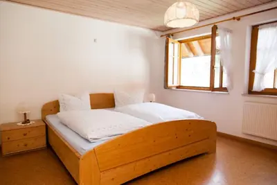 Image de Appartement 'Ferienwohnung Schwalbennest' avec vue sur les montagnes, balcon et Wi-Fi