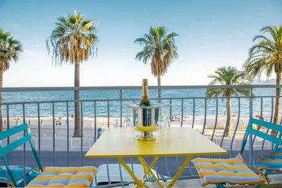 Image de Appartement à Cannes avec 3 chambres à coucher, 6 couchages