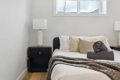 Image de This guest suite is a 1 bedroom(s), 1 bathrooms, located in Edmonton, Ab.
