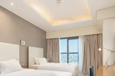 Image de Luxury 2br - Amazing City View - Damac Paramount Tower A