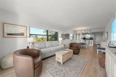 Image de Sand Pointe #228 – Beach view Bliss with Peaceful Seclusion